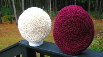 Insanely Simple Slouchy Hat Comparing Different Yarns